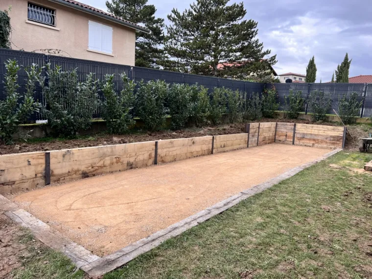 Création d'un mur de soutènement à Chazay d'Azergues