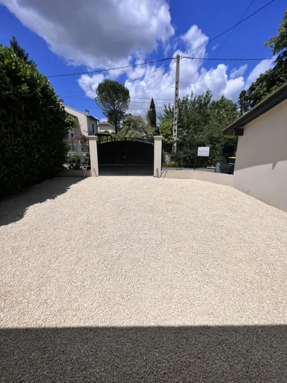 création d'un parking à Tassin-la-demi-lune EURL Pachal Jeoffrey